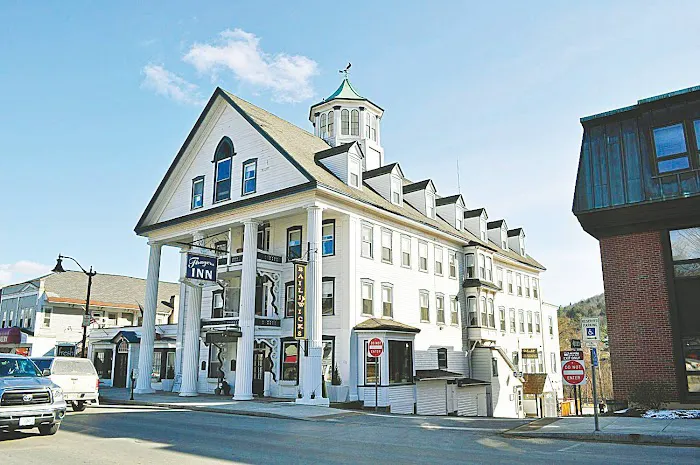 Thayers Inn Hotel 5