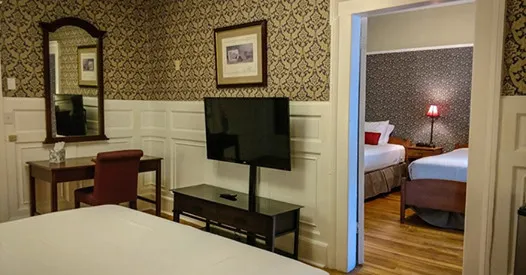 Thayers Inn Hotel 5