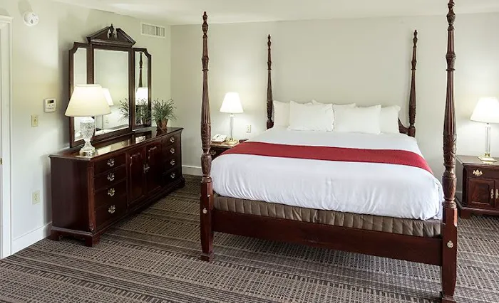 Fairbanks Inn 5