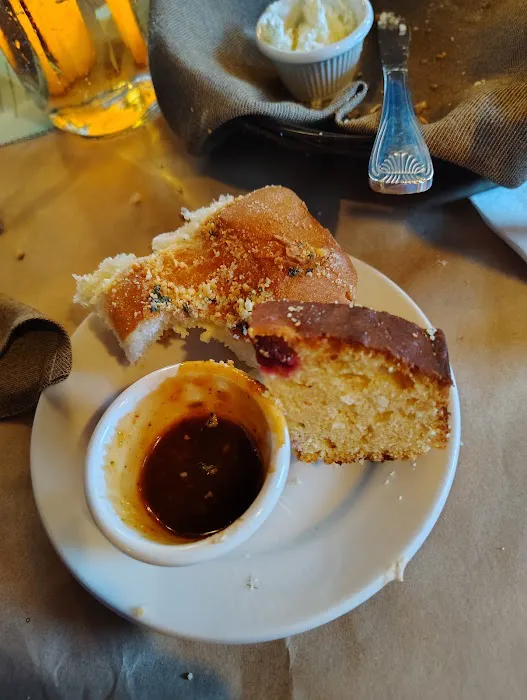 The Common Man Inn 4