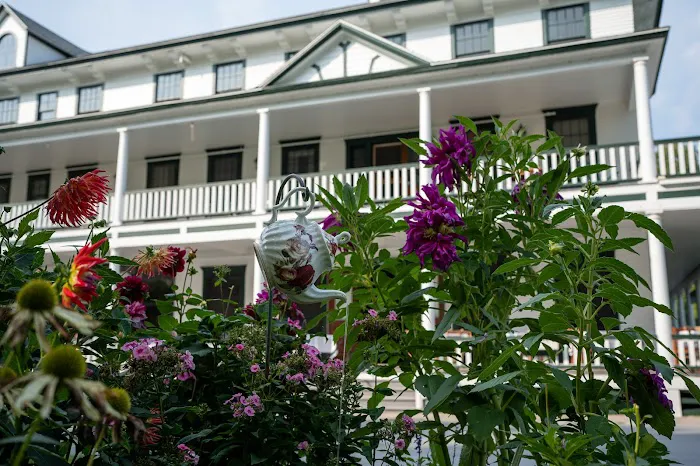 Wellesley Hotel & Restaurant 4