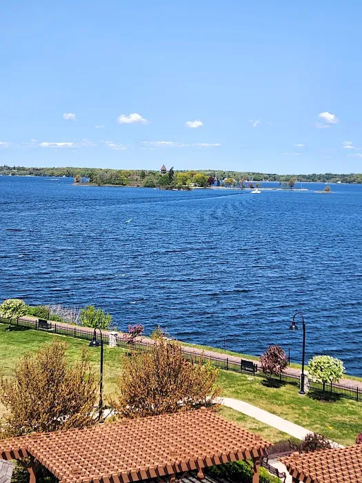 1000 Islands Harbor Hotel 4