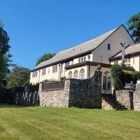 Surrey-Williamson Inn ico