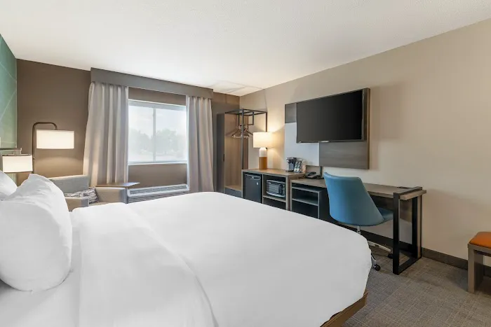 Comfort Inn & Suites Saratoga Springs 4