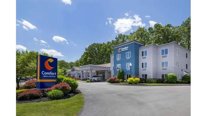 Comfort Inn & Suites Saratoga Springs 4