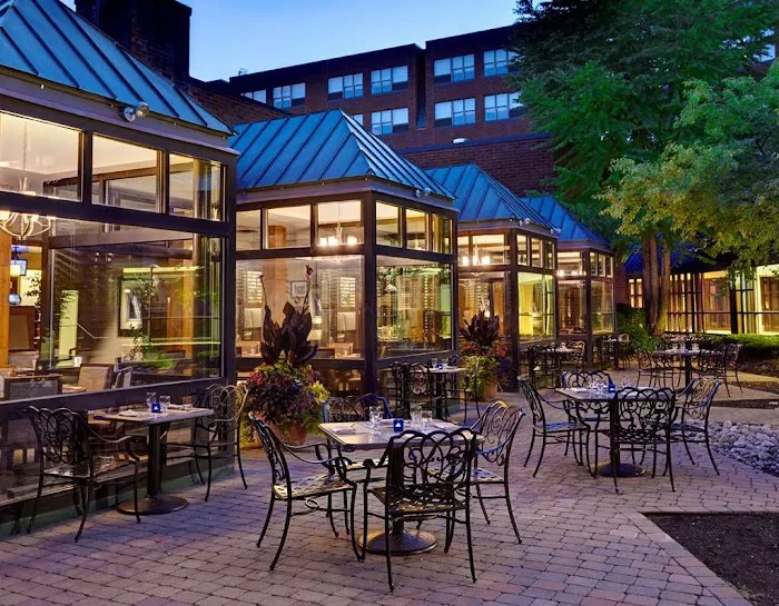 The Saratoga Hilton 4