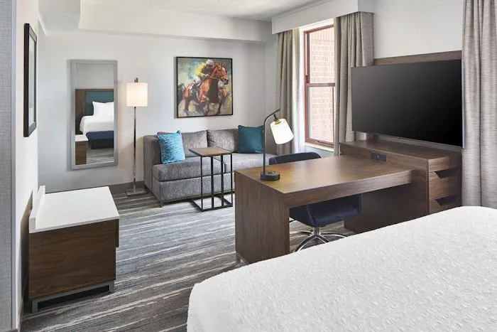 Hampton Inn & Suites Saratoga Springs Downtown 4