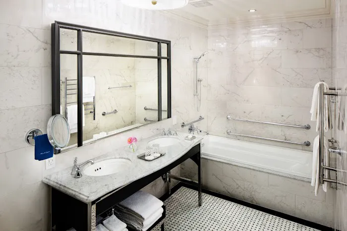 The Adelphi Hotel 4