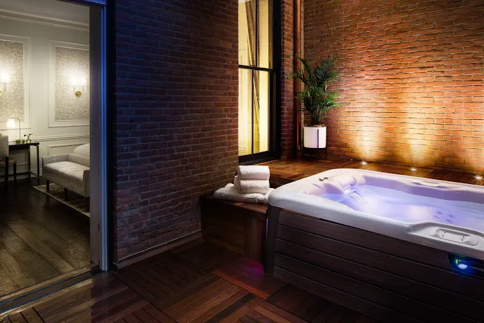The Adelphi Hotel 4