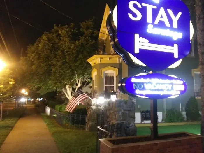 Stay Saratoga 4