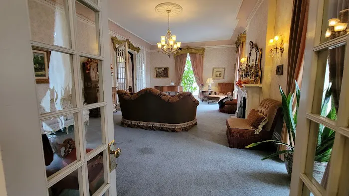 Batcheller Mansion Inn 4