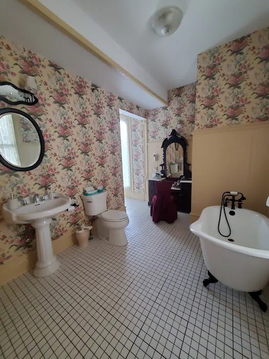 Batcheller Mansion Inn 4
