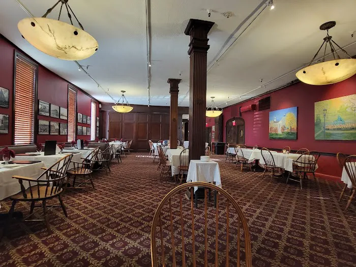 Penn Wells Hotel 4