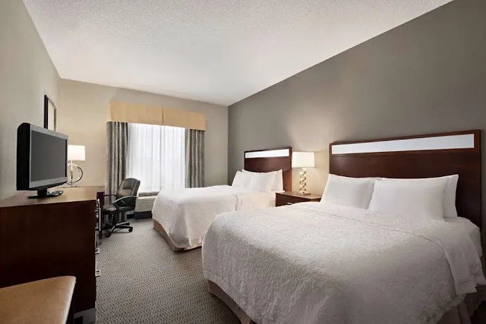 Hampton Inn & Suites Mansfield 4