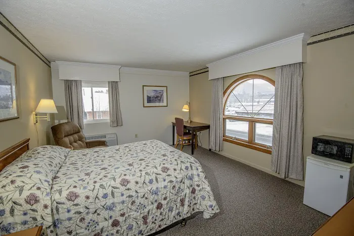 Westgate Inn 4