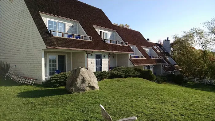 Inn at Mystic 5
