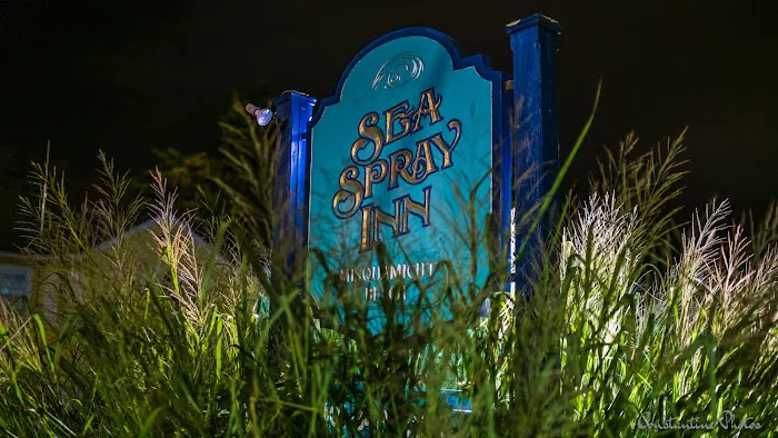 Sea Spray Inn 5