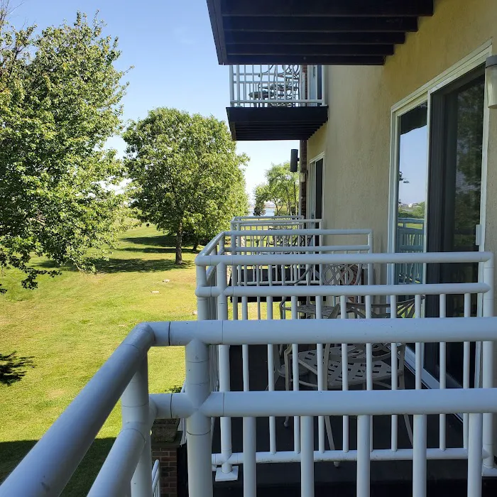 Winnapaug Inn 4