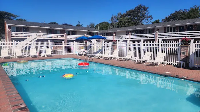 Breezeway Boutique Hotel 5