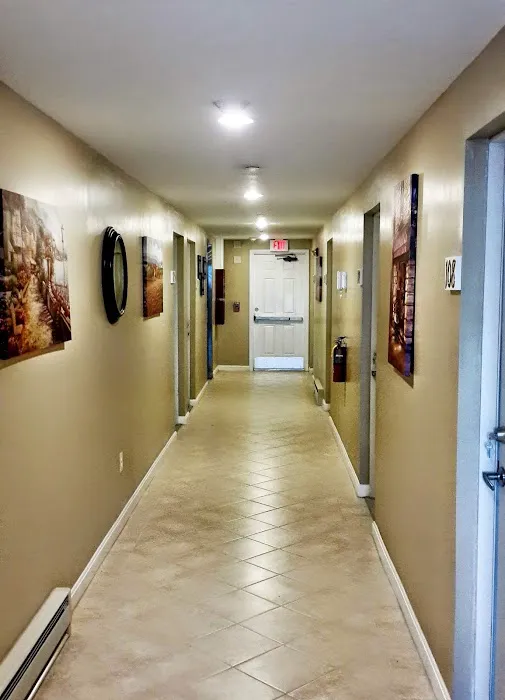 Misquamicut Beach Front Inn 5