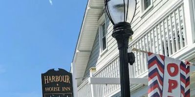 Harbour House Inn
