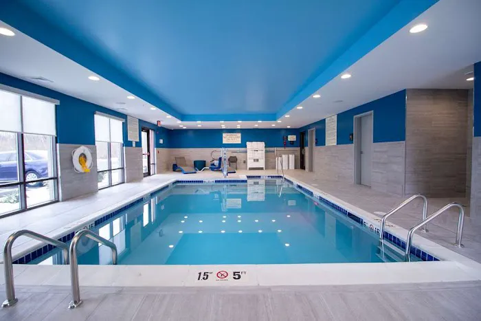 Hampton Inn & Suites North Attleboro 5