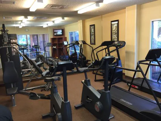 Comfort Suites 4