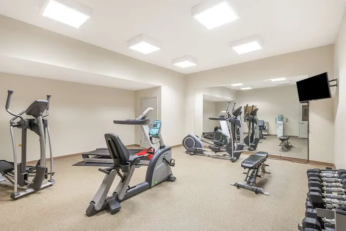 Hawthorn Suites by Wyndham Franklin / Milford Area 4