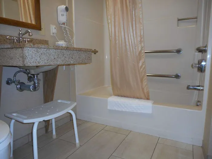 Best Western Providence Warwick Airport Inn 4