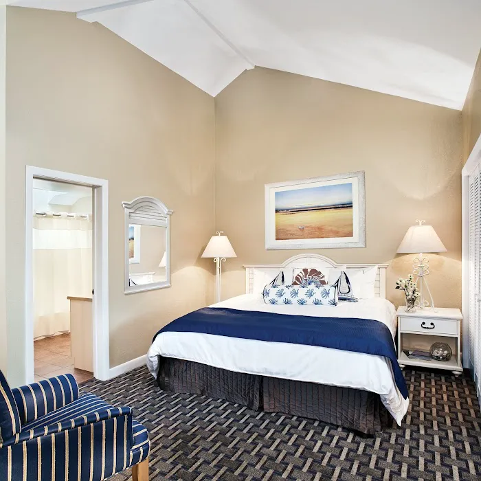 Club Wyndham Newport Overlook 4