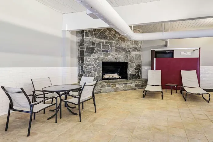 Best Western Springfield Hotel 4