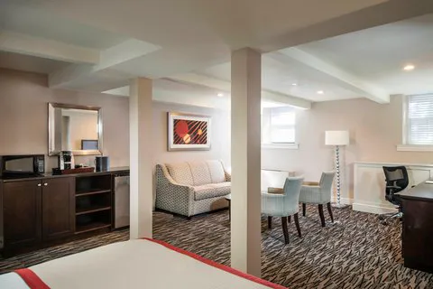Fairfield Inn & Suites Keene Downtown 4