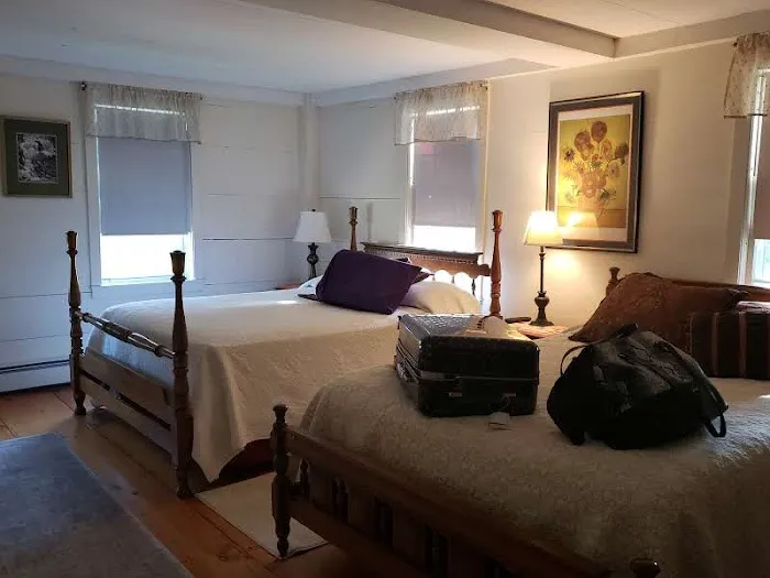 Monadnock Inn 4