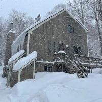 Green Mountain House | Ski-Back Trail & Shuttle to Mount Snow, VT ico