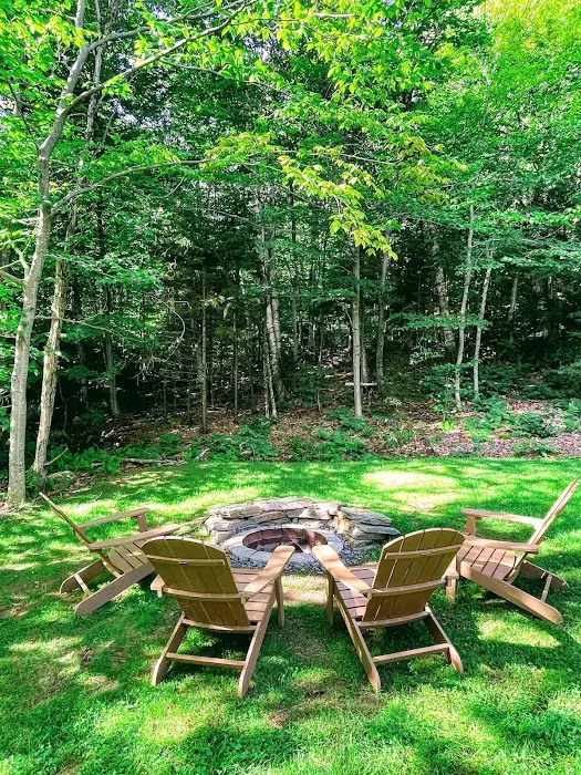 Green Mountain House | Ski-Back Trail & Shuttle to Mount Snow, VT 5