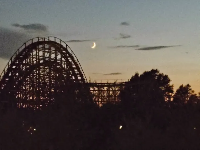 Six flags 4