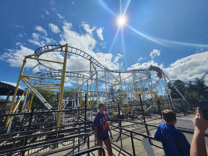 Six flags 4