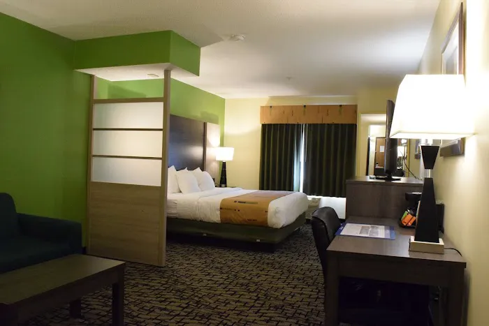 Best Western Crown Inn & Suites 4
