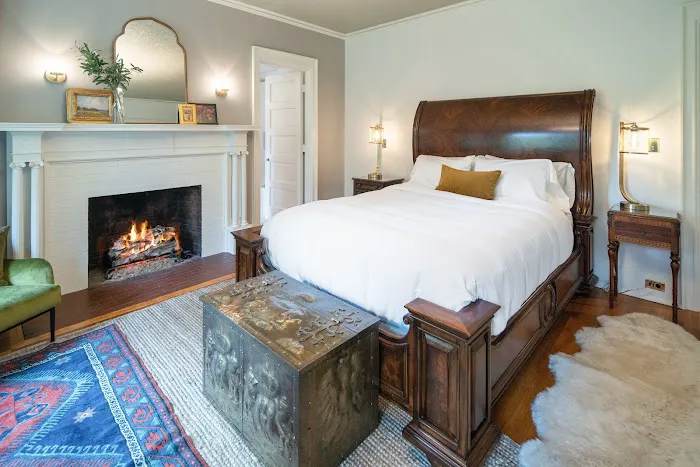 16 Elm Heritage Hotel 4