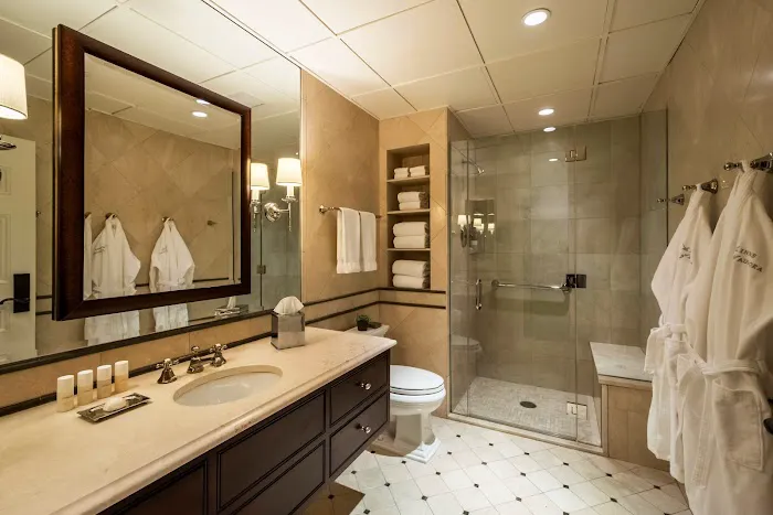 Inns of Aurora Resort & Spa 4