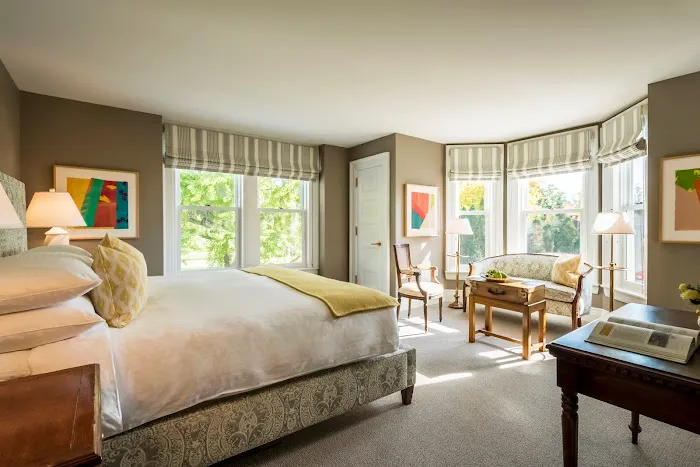 Inns of Aurora Resort & Spa 4