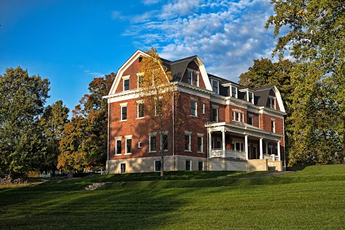 Wallcourt Hall 4