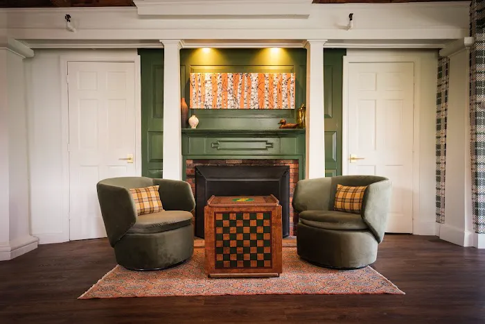 New London Inn 5