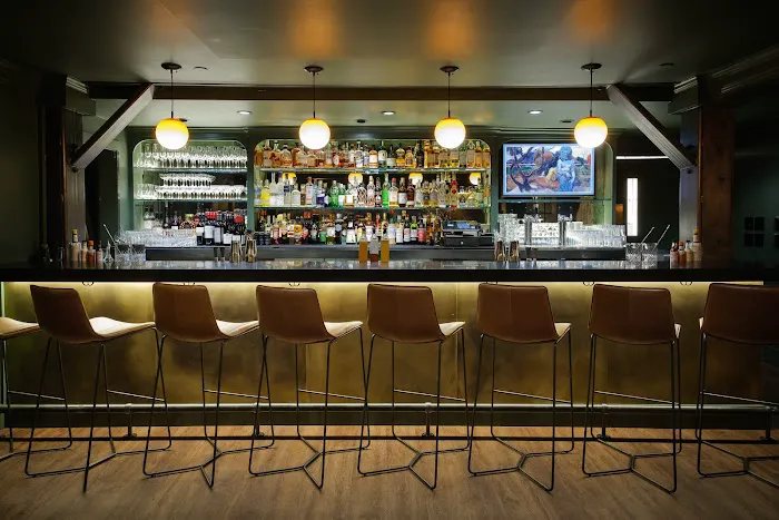New London Inn 5