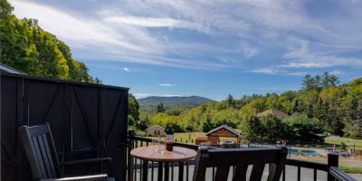 The Lodge by Sunapee Stays