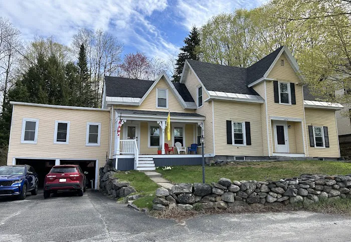 Main Street Retreat in Sunapee 4