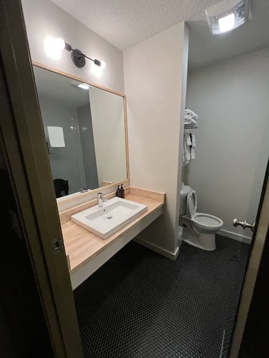A Hotel Inn Sunapee 5