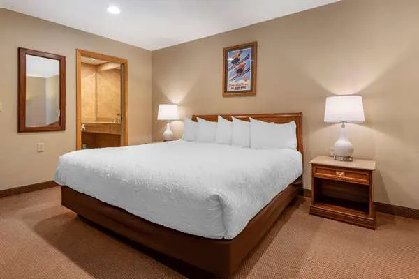 Mountain Edge Suites at Sunapee, Ascend Hotel Collection 5