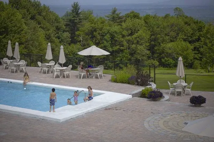 Steele Hill Resort 4