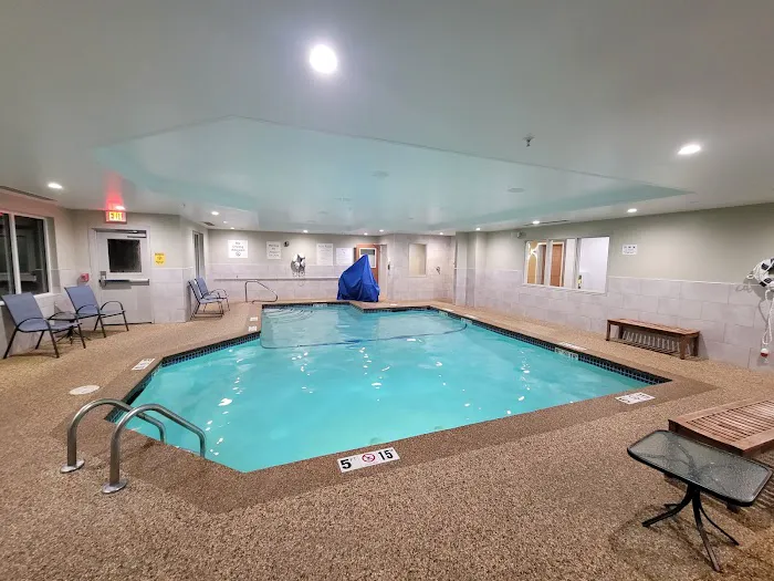 Holiday Inn Express & Suites Tilton - Lakes Region by IHG 4